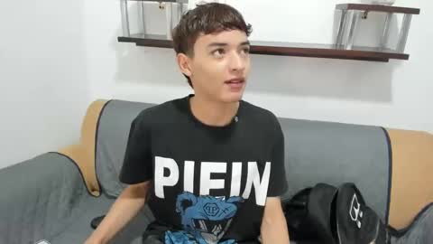 Snapshot of danniels_sweet chatting on January 2025 12:40:01 PM danniels_sweet online show from January 2025 12:40:01 PM