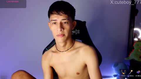 Danny online show from November 2025 10:04:02 AM