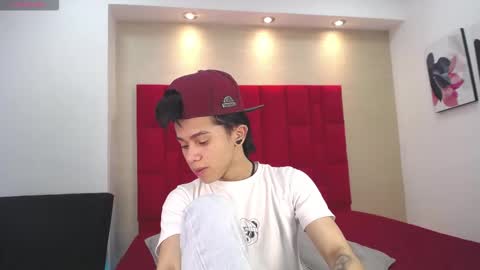 Danny online show from November 2025 01:13:02 PM