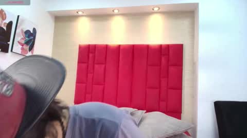 Danny online show from November 2025 01:21:02 PM