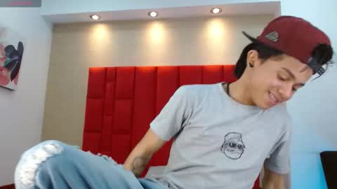 Danny online show from November 2025 01:33:02 PM