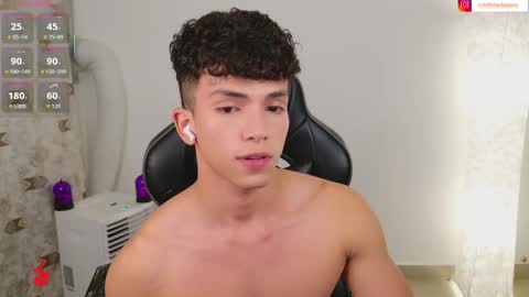 Snapshot of danny__vegas chatting on October 2025 01:51:02 AM D A N N Y online show from October 2025 01:51:02 AM