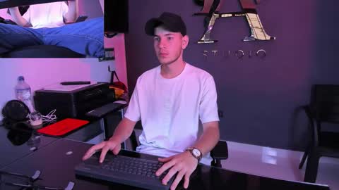 danny_and_lara online show from September 2025 04:41:02 PM