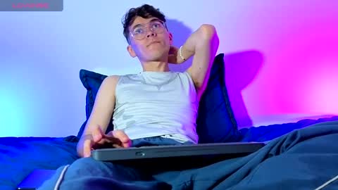 Danny online show from April 2026 07:27:02 PM