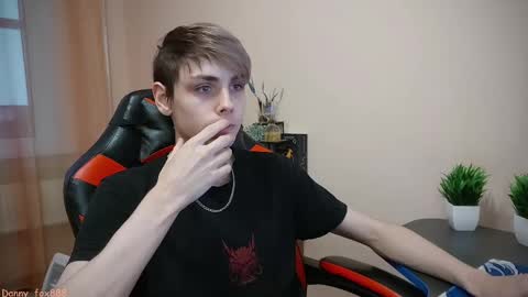 Snapshot of danny_fox888 chatting on March 2025 01:21:01 AM Daniel online show from March 2025 01:21:01 AM