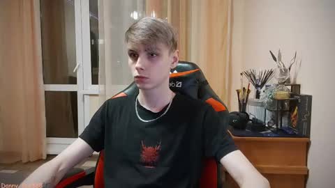 Snapshot of danny_fox888 chatting on March 2025 01:10:02 PM Daniel online show from March 2025 01:10:02 PM