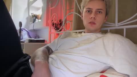 Snapshot of danny_love01 chatting on November 2025 01:57:02 PM danny online show from November 2025 01:57:02 PM