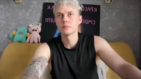 Snapshot of danny_love01 chatting on June 2026 12:25:01 PM danny online show from June 2026 12:25:01 PM