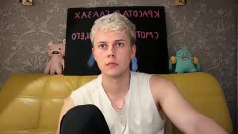 Snapshot of danny_love01 chatting on June 2026 09:39:02 PM danny online show from June 2026 09:39:02 PM
