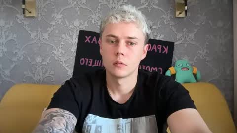 Snapshot of danny_love01 chatting on July 2026 11:35:01 AM danny online show from July 2026 11:35:01 AM
