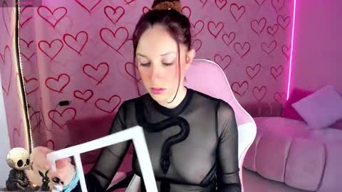 Snapshot of danny_s22 chatting on November 2025 01:33:02 PM Danny online show from November 2025 01:33:02 PM