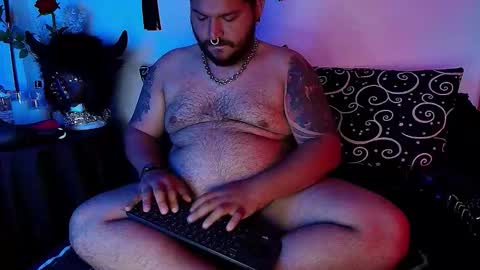 Snapshot of dannybearrr chatting on September 2025 03:11:01 AM Danny Bear online show from September 2025 03:11:01 AM