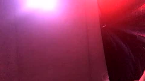 Snapshot of dansone21 chatting on September 2025 12:42:01 PM dansone21 online show from September 2025 12:42:01 PM