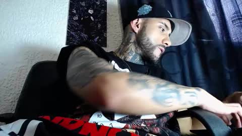 dante_d_angelo_ online show from October 2025 06:01:01 PM