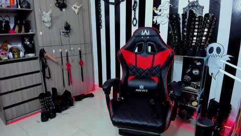 Snapshot of dante_infernos chatting on December 2024 02:54:01 PM Dante online show from December 2024 02:54:01 PM