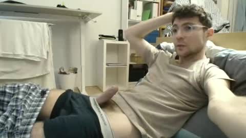 Snapshot of dantheman233 chatting on January 2025 02:13:01 PM Daniel online show from January 2025 02:13:01 PM