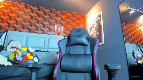 Dany online show from February 2025 10:09:02 PM