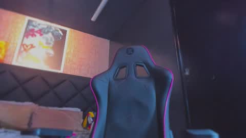 Dany online show from November 2025 06:59:02 PM