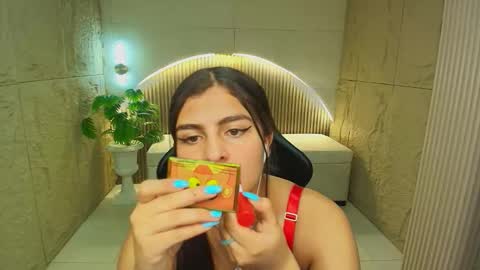 Dany online show from November 2025 01:32:02 PM