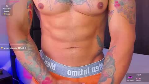 danyfitguy_ online show from January 2026 04:33:02 PM