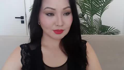 Snapshot of danymeen chatting on October 2025 07:29:01 AM DanyMeen online show from October 2025 07:29:01 AM