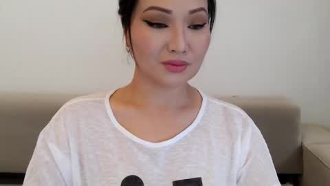 Snapshot of danymeen chatting on November 2025 07:29:02 AM DanyMeen online show from November 2025 07:29:02 AM