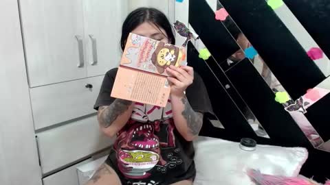 Snapshot of daphne877046 chatting on November 2025 08:52:02 PM daphne877046 online show from November 2025 08:52:02 PM