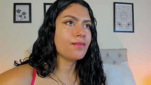 Antonella Mora online show from December 2025 12:22:01 PM