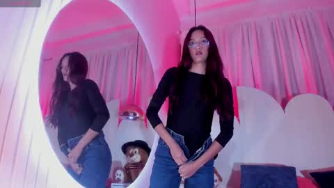 Daphne online show from February 2025 05:44:01 PM