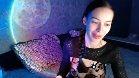 Daphne Darkthorn online show from November 2025 07:35:01 PM
