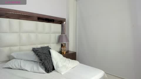 Daphne online show from May 2026 03:26:01 AM