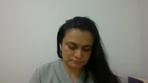 dapnne online show from January 2025 06:33:02 PM