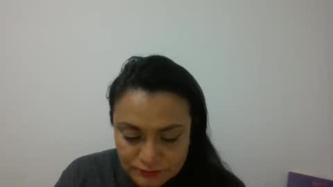 dapnne online show from February 2025 09:33:01 PM