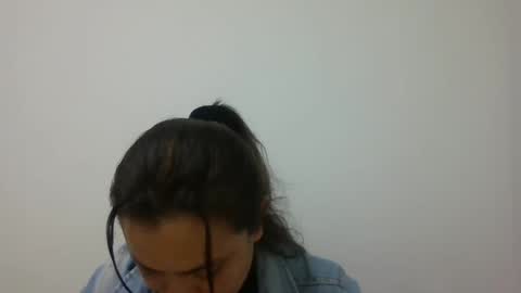 dapnne online show from February 2025 01:32:01 PM