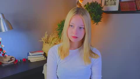 Kami online show from November 2025 03:05:01 AM