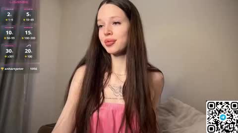 Snapshot of darina_night chatting on January 2025 04:37:02 PM Darina Night online show from January 2025 04:37:02 PM