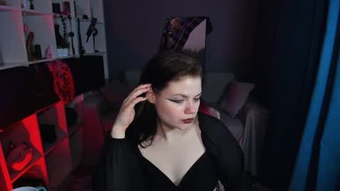 Dari the it woman online show from January 2025 11:43:02 PM