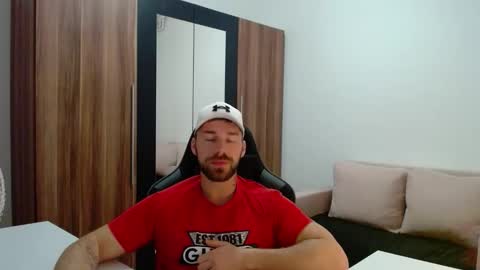 darius_94 online show from January 2026 05:12:01 AM