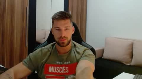 darius_94 online show from January 2026 05:56:01 AM