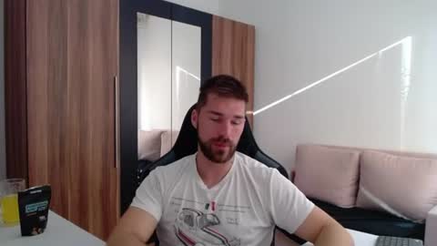 Snapshot of darius_94 chatting on July 2026 05:12:02 AM darius_94 online show from July 2026 05:12:02 AM
