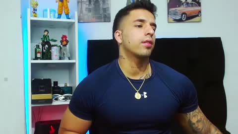 Snapshot of darius_phoenix chatting on December 2024 09:28:02 AM Darius Phoenix online show from December 2024 09:28:02 AM