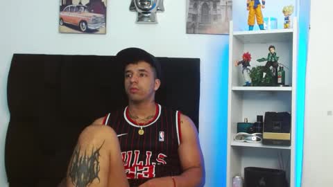 Snapshot of darius_phoenix chatting on December 2024 01:50:01 PM Darius Phoenix online show from December 2024 01:50:01 PM