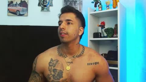 Snapshot of darius_phoenix chatting on January 2025 07:34:01 PM Darius Phoenix online show from January 2025 07:34:01 PM