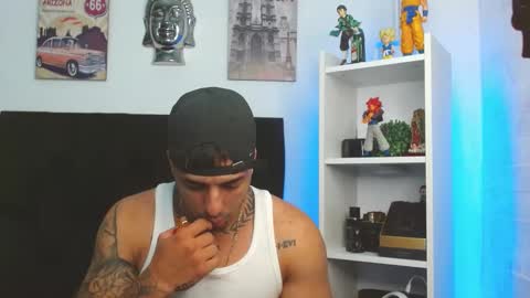 Snapshot of darius_phoenix chatting on January 2025 03:34:02 AM Darius Phoenix online show from January 2025 03:34:02 AM