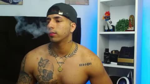 Snapshot of darius_phoenix chatting on January 2025 02:41:01 PM Darius Phoenix online show from January 2025 02:41:01 PM