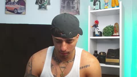 Snapshot of darius_phoenix chatting on January 2025 12:24:01 PM Darius Phoenix online show from January 2025 12:24:01 PM