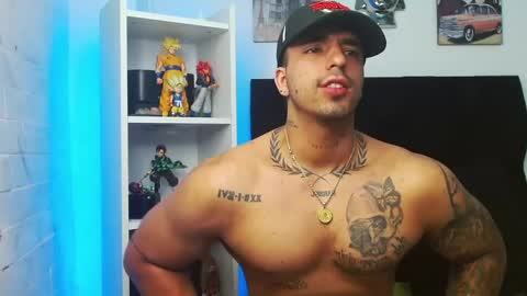 Snapshot of darius_phoenix chatting on March 2025 09:51:01 AM Darius Phoenix online show from March 2025 09:51:01 AM