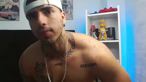 Snapshot of darius_phoenix chatting on March 2025 04:08:02 AM Darius Phoenix online show from March 2025 04:08:02 AM