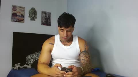 Snapshot of darius_phoenix chatting on September 2025 10:35:02 PM Darius Phoenix online show from September 2025 10:35:02 PM