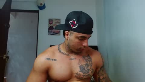 Snapshot of darius_phoenix chatting on October 2025 07:22:02 PM Darius Phoenix online show from October 2025 07:22:02 PM